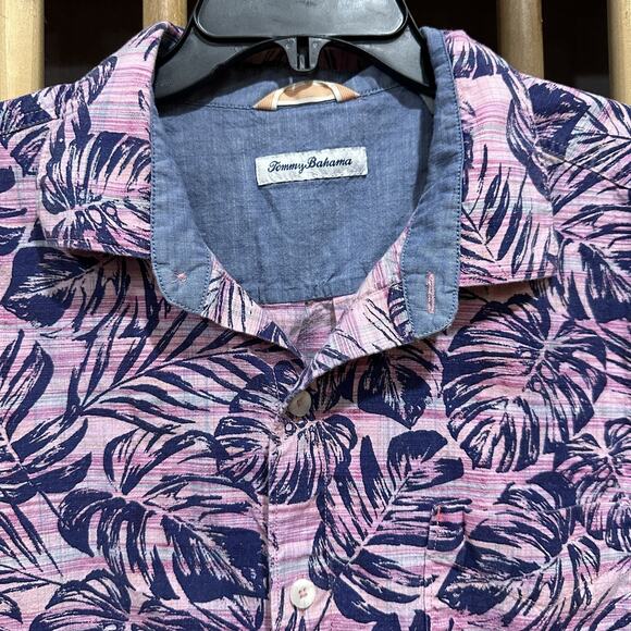 Tommy Bahama Shirt Mens XL Pink Blue Floral Camp Button Up Hawaiian Island - Picture 2 of 8
